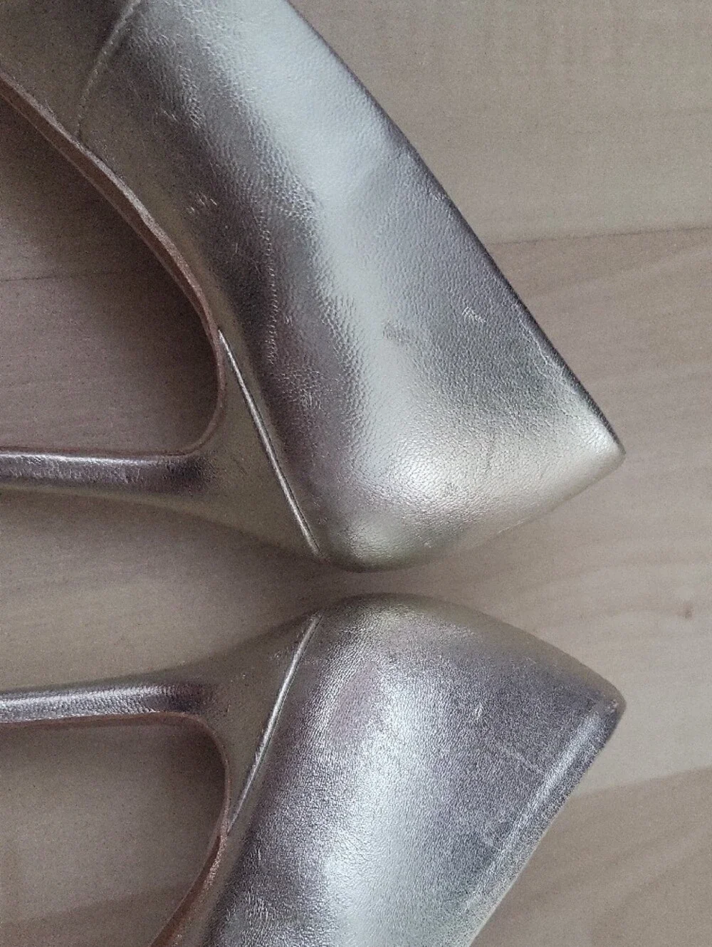 Saks Fifth Avenue elegant metallic